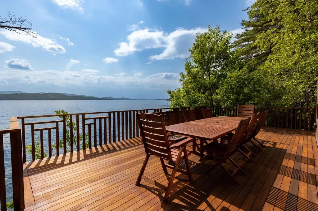 20 Wyman Drive Wolfeboro NH 03894