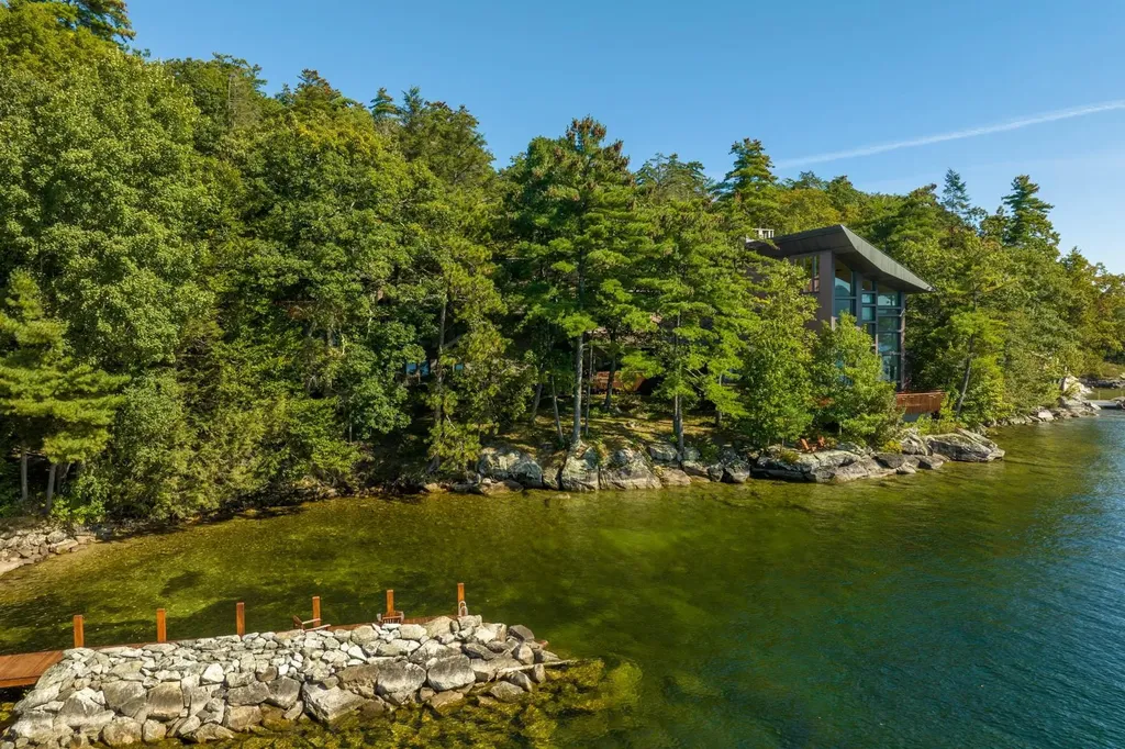 20 Wyman Drive Wolfeboro NH 03894