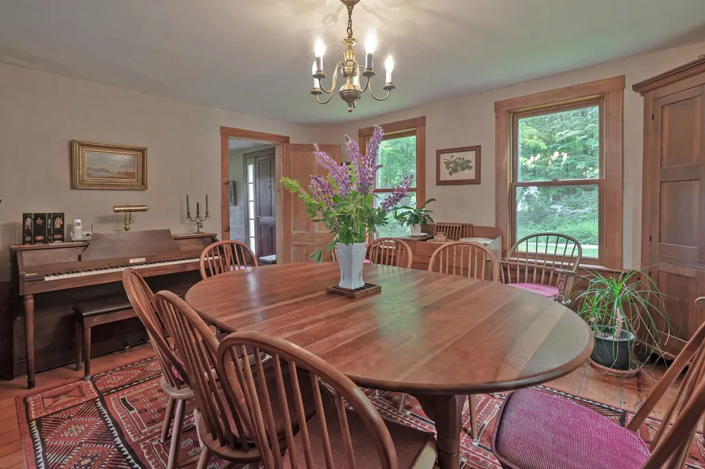 72 North Hinsdale Road Chesterfield NH 03443