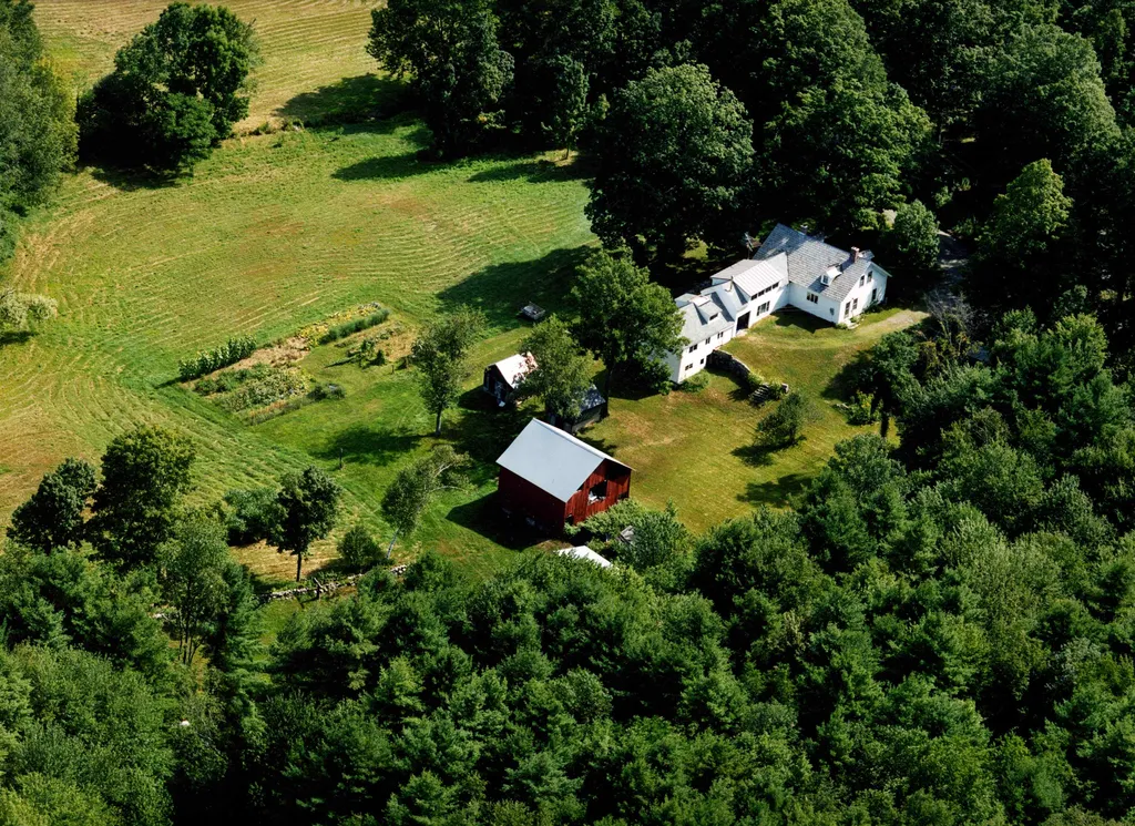 72 North Hinsdale Road Chesterfield NH 03443