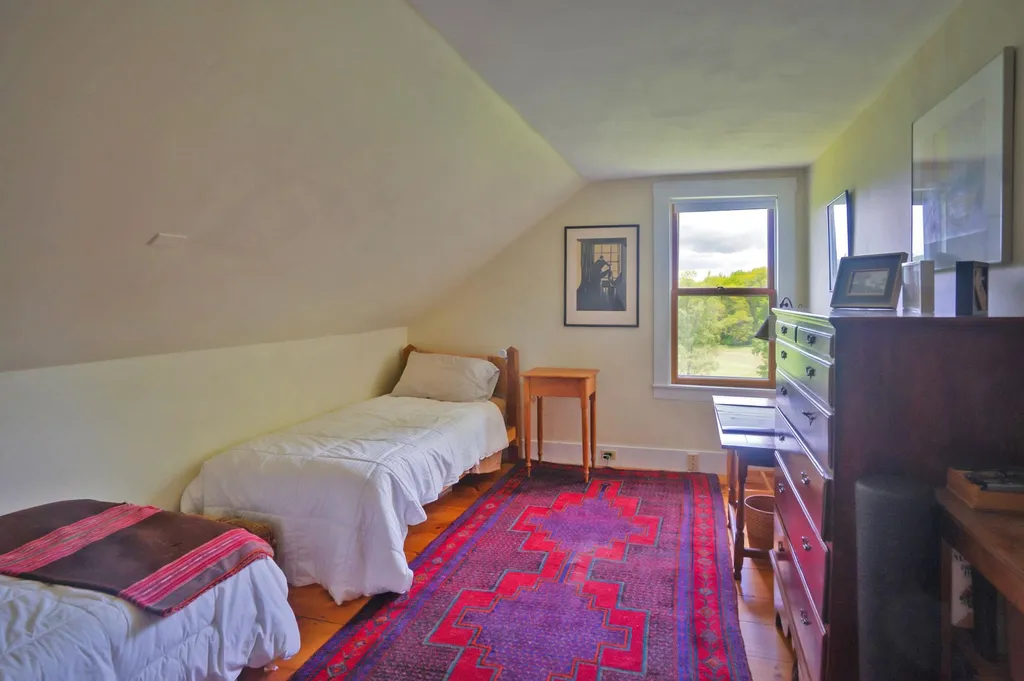 72 North Hinsdale Road Chesterfield NH 03443