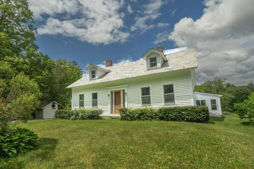 72 North Hinsdale Road Chesterfield NH 03443