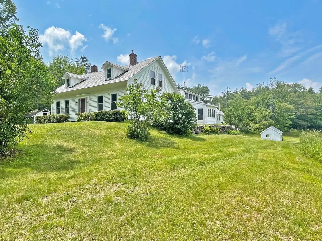 72 North Hinsdale Road Chesterfield NH 03443