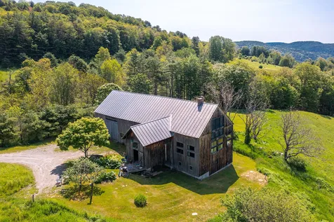 131 Whitney Hill Road Tunbridge VT 05077