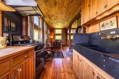 131 Whitney Hill Road Tunbridge VT 05077