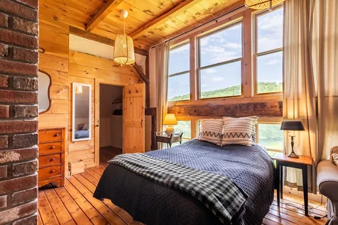 131 Whitney Hill Road Tunbridge VT 05077