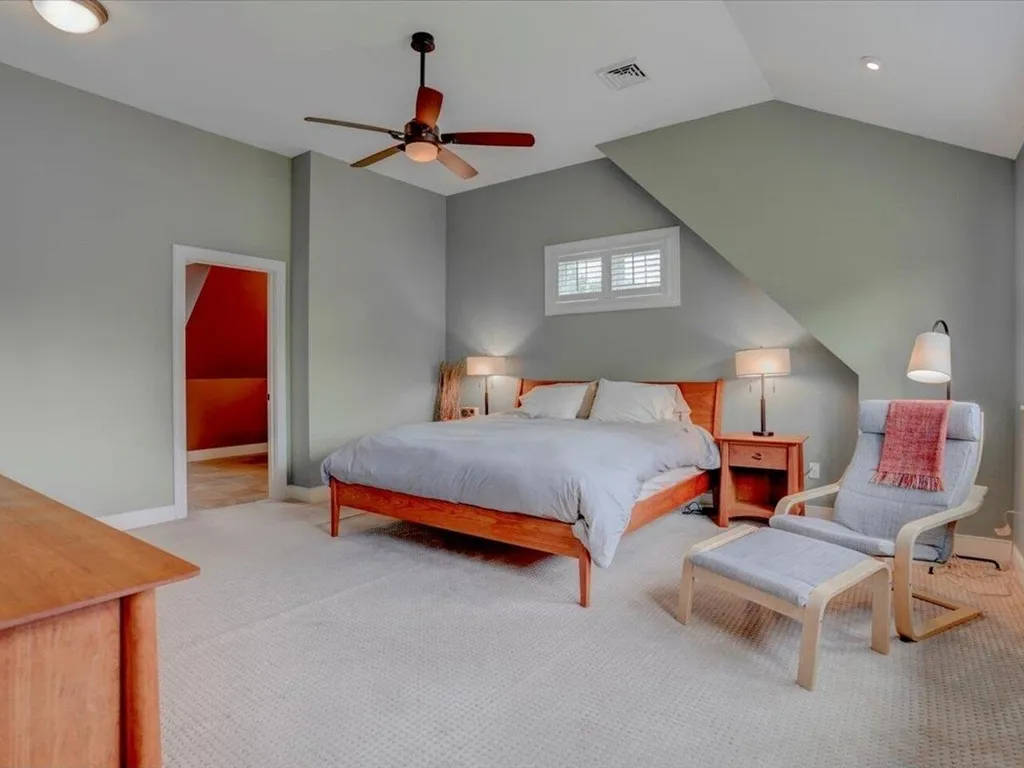 46 Lilly Creek Lane Shelburne VT 05482