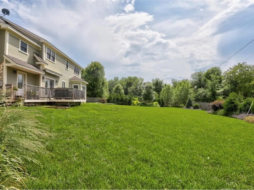 46 Lilly Creek Lane Shelburne VT 05482