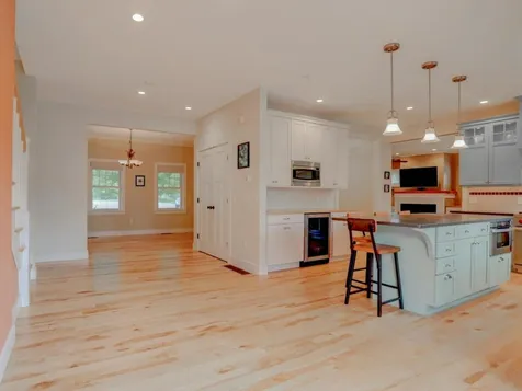 46 Lilly Creek Lane Shelburne VT 05482
