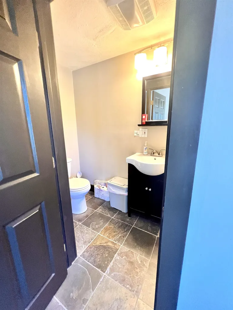 26 Brickyard Court York ME 03909