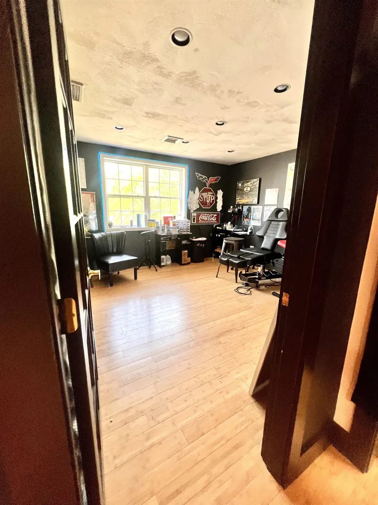 26 Brickyard Court York ME 03909