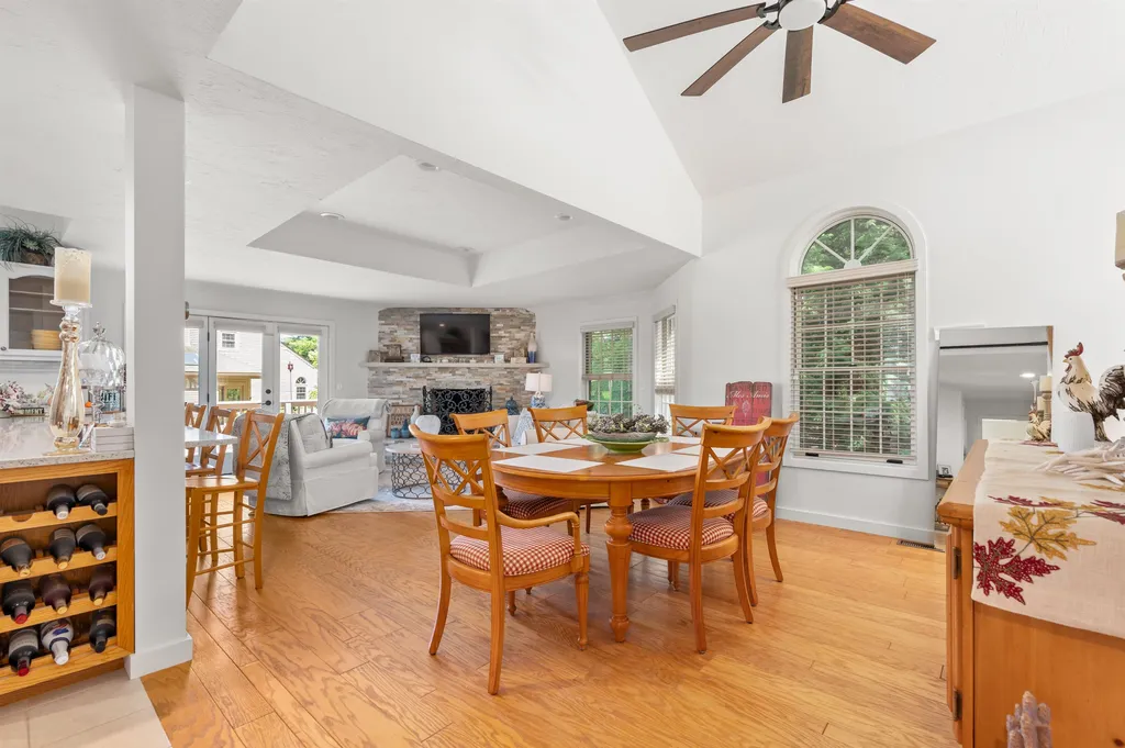 17 Crane Circle Laconia NH 03246