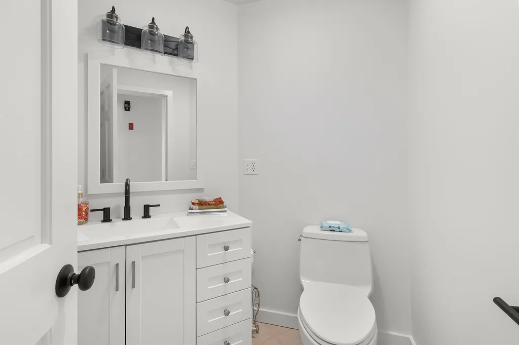 17 Crane Circle Laconia NH 03246
