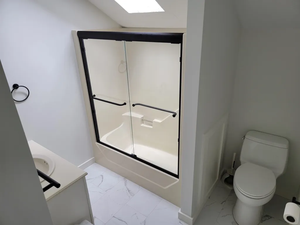 17 Crane Circle Laconia NH 03246
