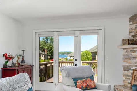 17 Crane Circle Laconia NH 03246