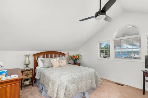 17 Crane Circle Laconia NH 03246