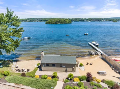 17 Crane Circle Laconia NH 03246