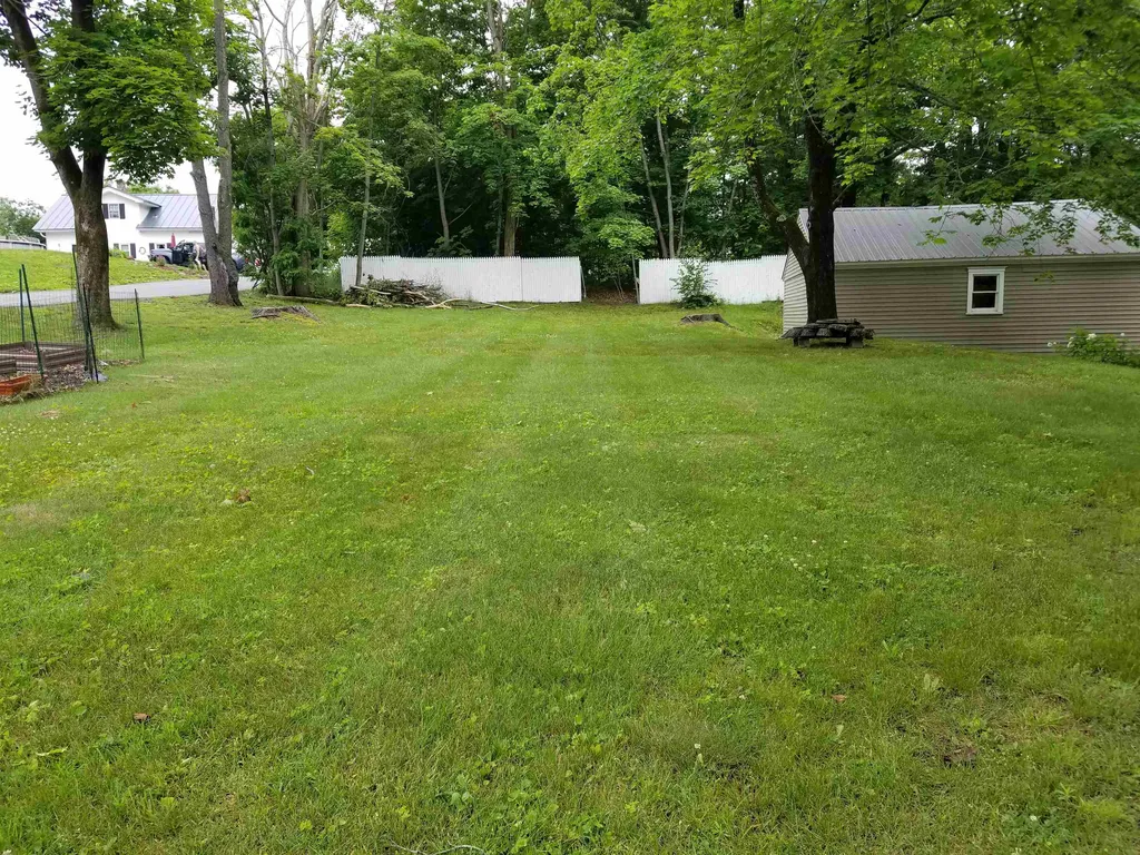 31 Highland Avenue Claremont NH 03743