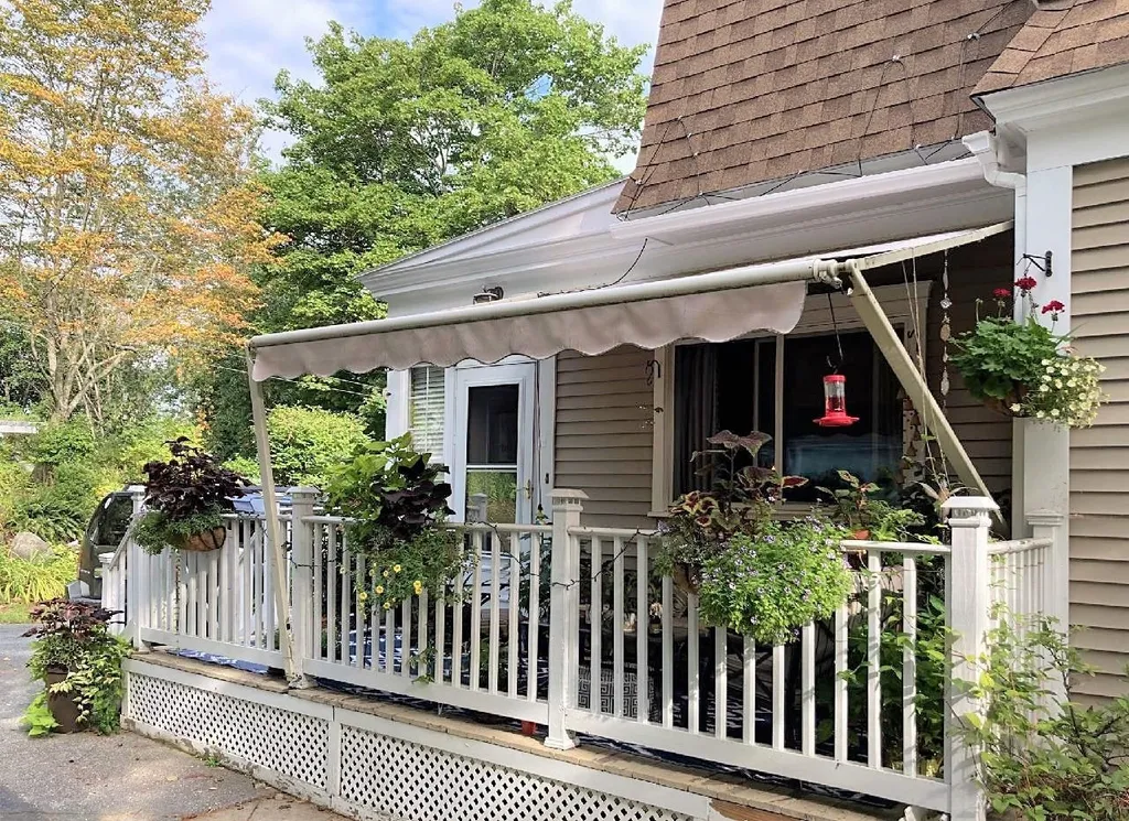 31 Highland Avenue Claremont NH 03743
