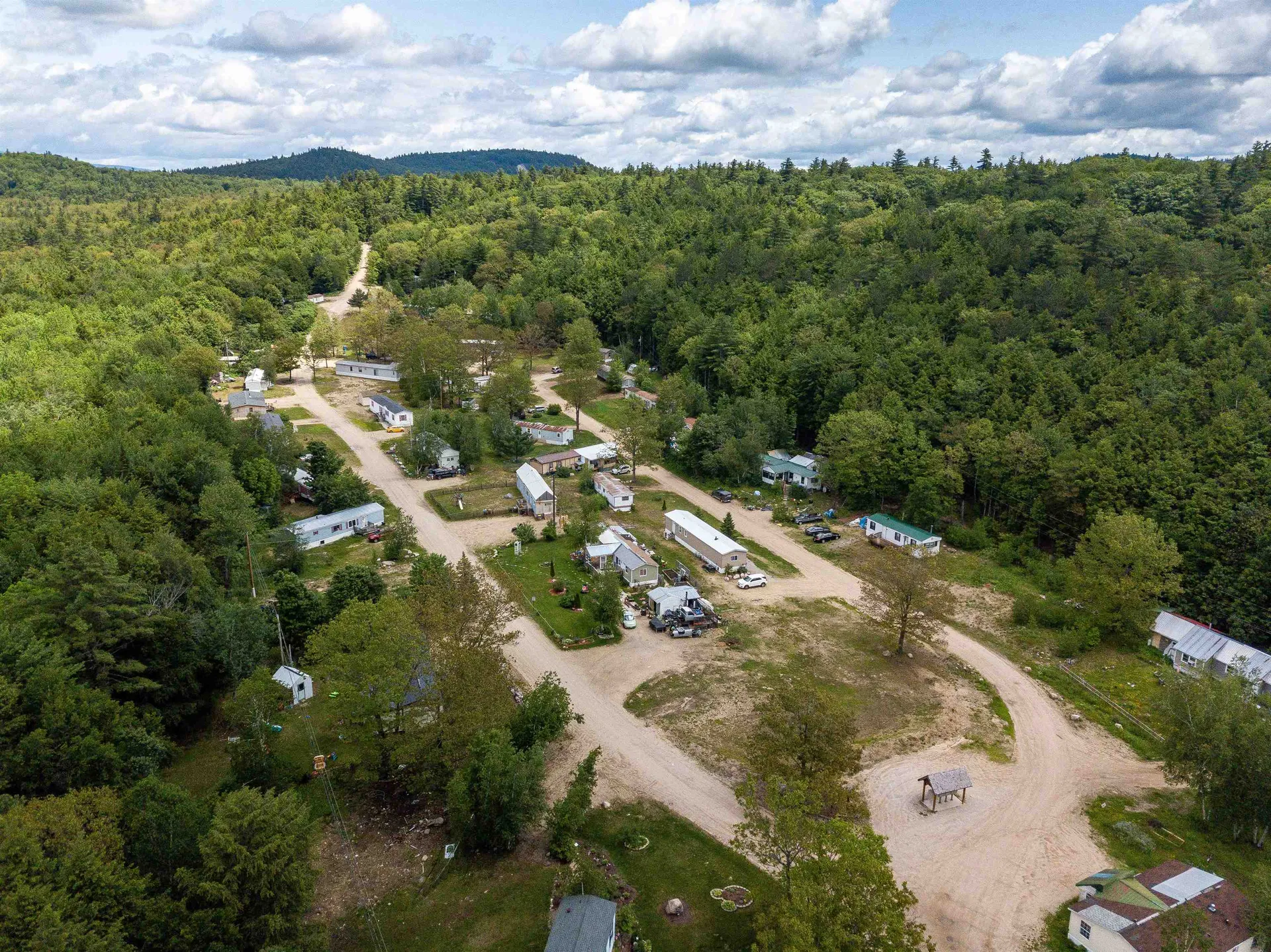 Golden Oaks Road Albany NH 03818