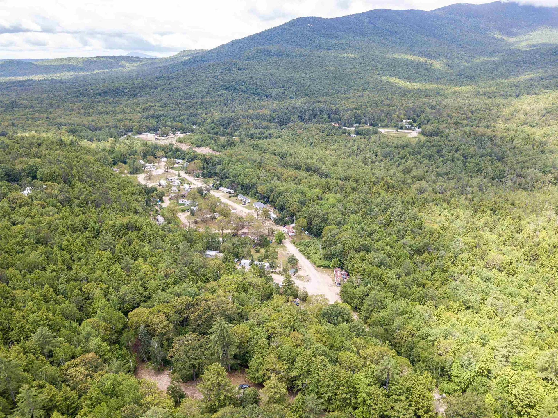 Golden Oaks Road Albany NH 03818