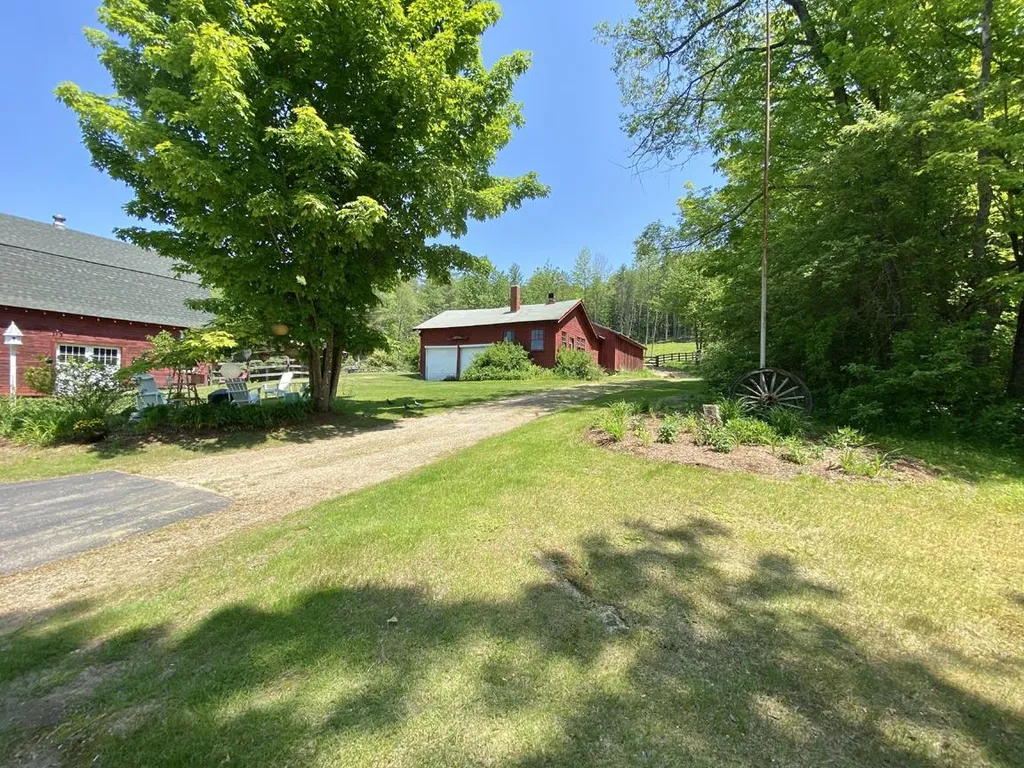 104 Thompson Street Ashland NH 03217