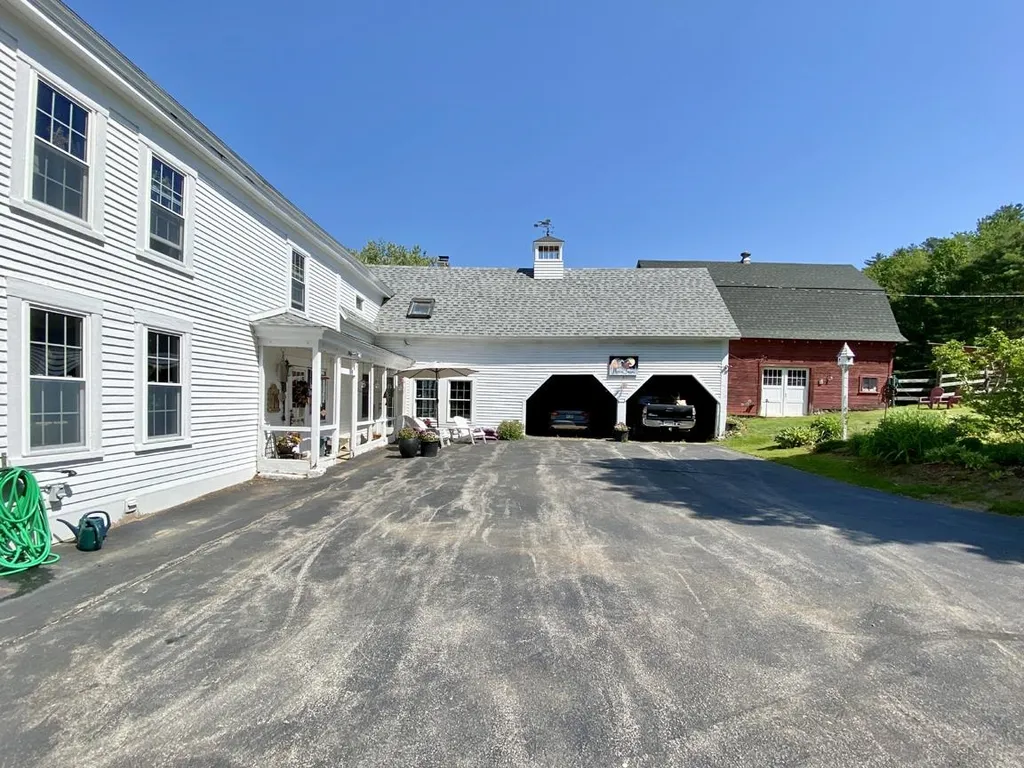 104 Thompson Street Ashland NH 03217