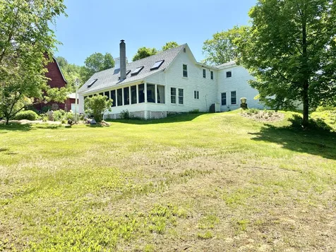 104 Thompson Street Ashland NH 03217