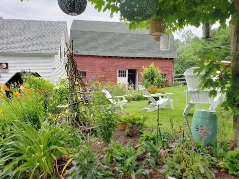 104 Thompson Street Ashland NH 03217