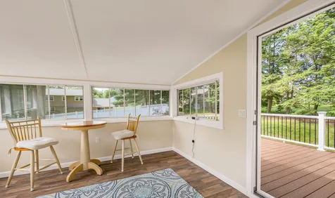 6 Longwood Road Salem NH 03079
