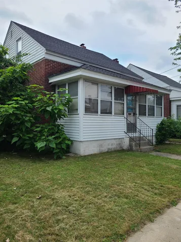 13 Grand Avenue Nashua NH 03060
