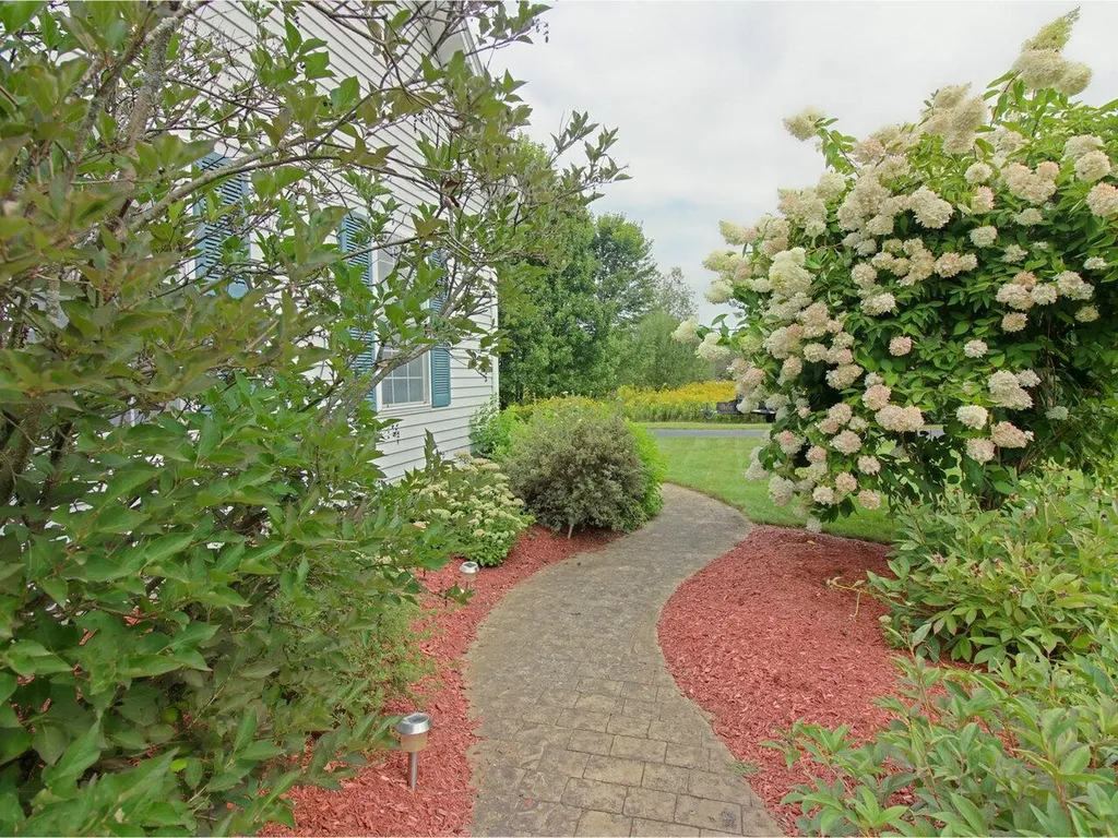 126 Katie Lane Williston VT 05495