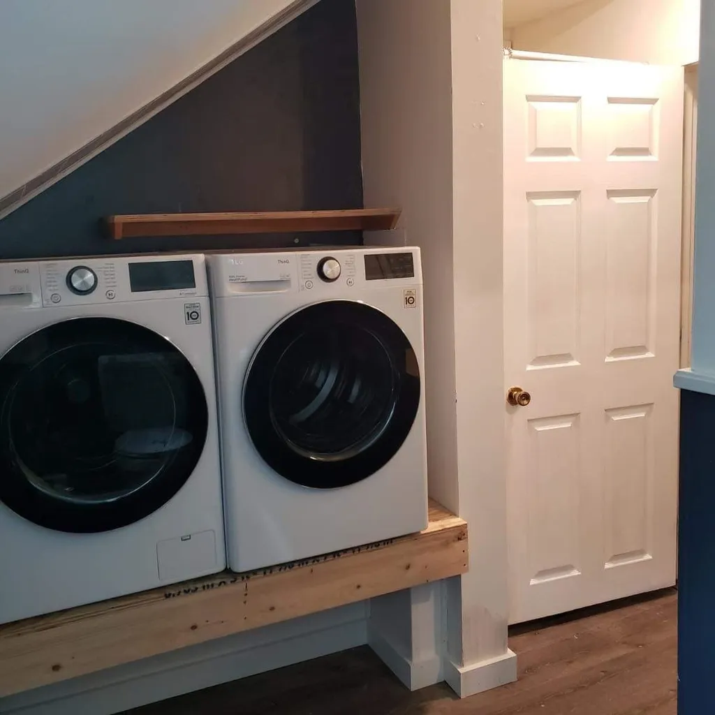 22 Nichols Avenue Newmarket NH 03857