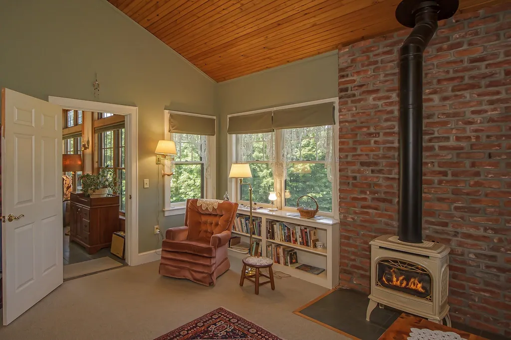 5 Rice Hill Road Dover VT 05356