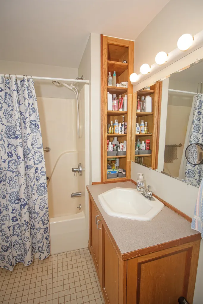 5 Rice Hill Road Dover VT 05356