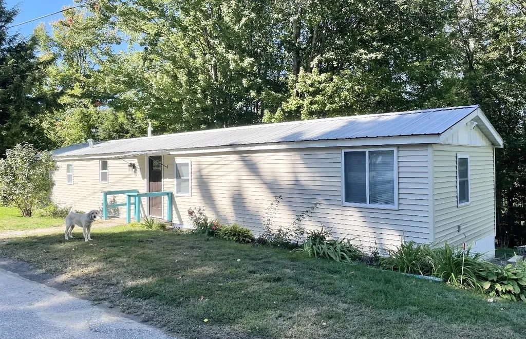 23 Liscomb Circle Gilford NH 03249