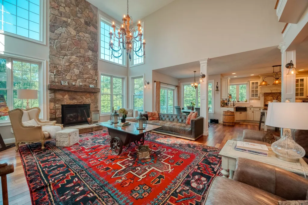 17 Burnham Road Windham NH 03087