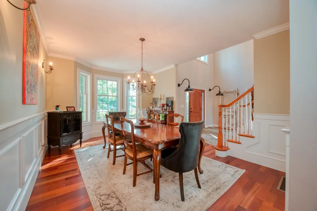 17 Burnham Road Windham NH 03087