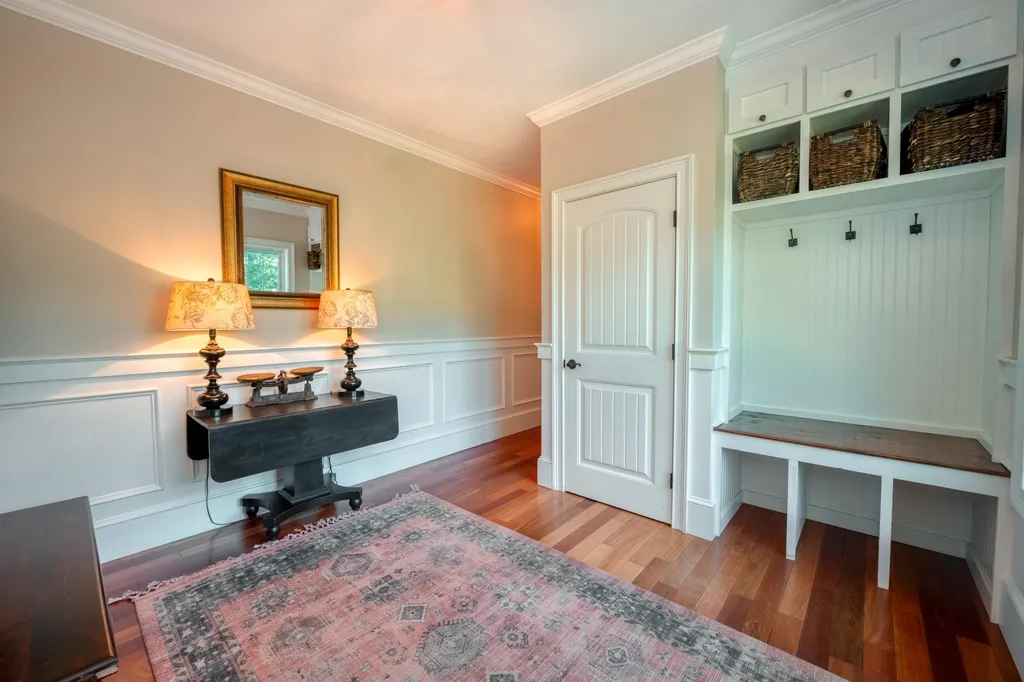 17 Burnham Road Windham NH 03087