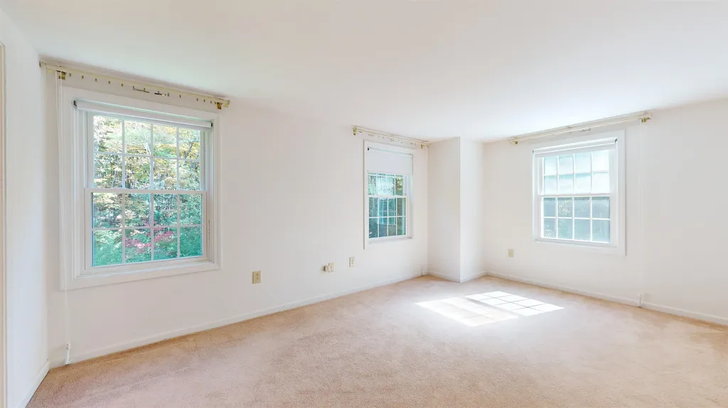 39 Evergreen Lane Middlebury VT 05753