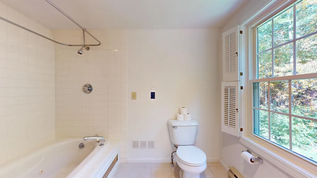 39 Evergreen Lane Middlebury VT 05753