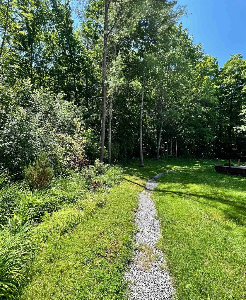 39 Evergreen Lane Middlebury VT 05753