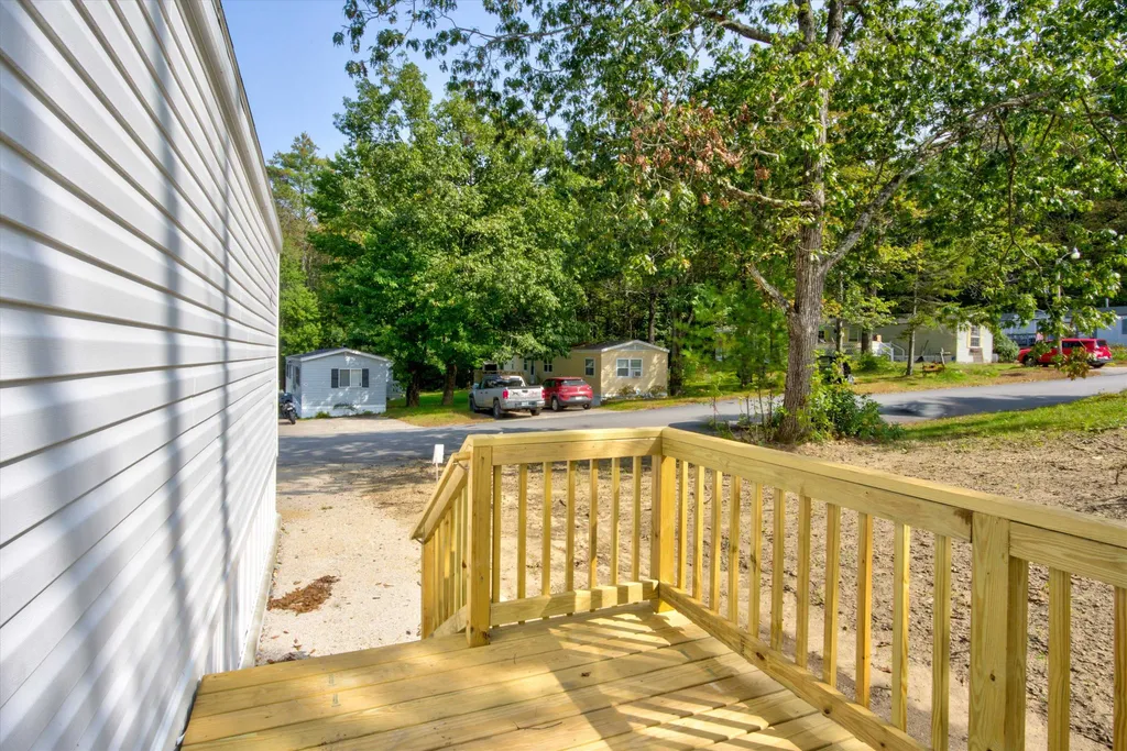 133 Estate Drive Barrington NH 03825
