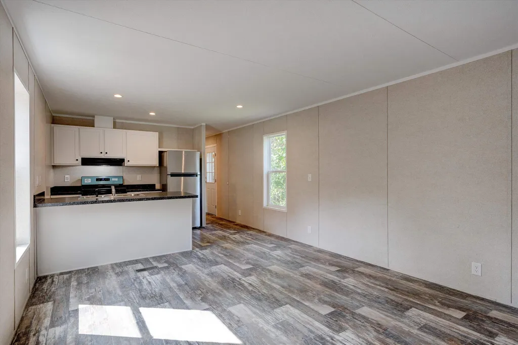 133 Estate Drive Barrington NH 03825
