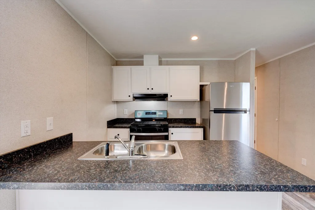 133 Estate Drive Barrington NH 03825