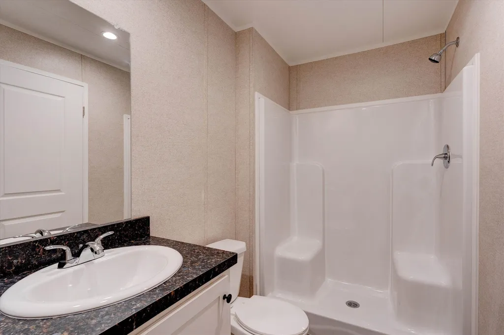133 Estate Drive Barrington NH 03825