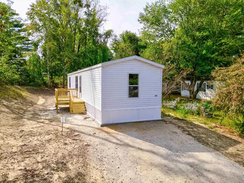 133 Estate Drive Barrington NH 03825
