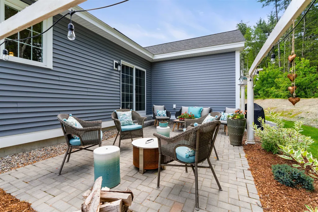 7 Sage Drive Hampton NH 03842