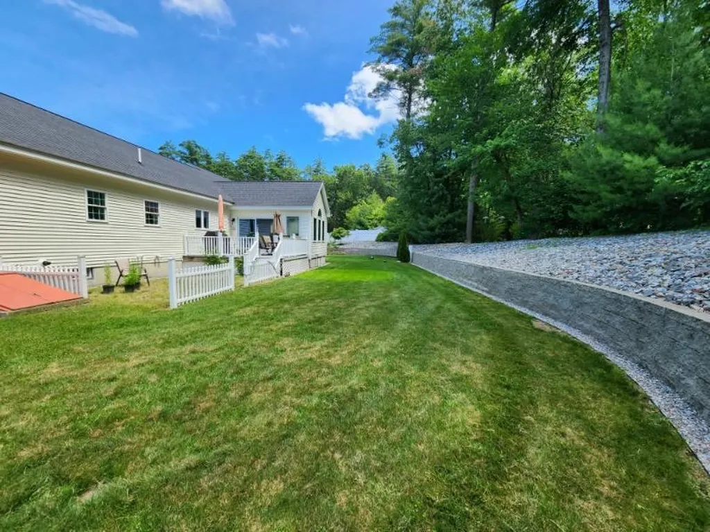 553 Charles Bancroft Highway Litchfield NH 03052