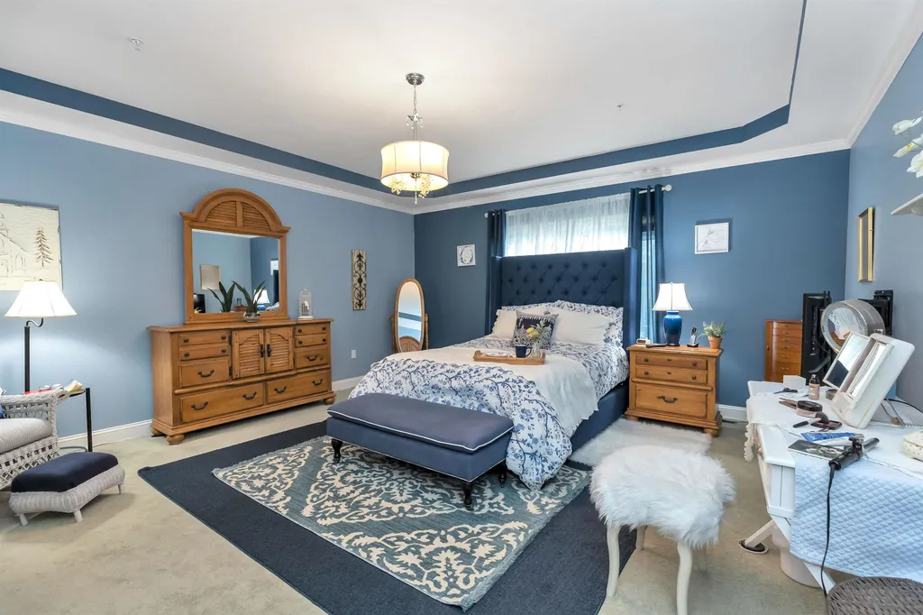 553 Charles Bancroft Highway Litchfield NH 03052